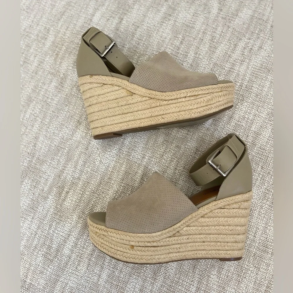 Indigo rd. espadrille wedge platform NWOT